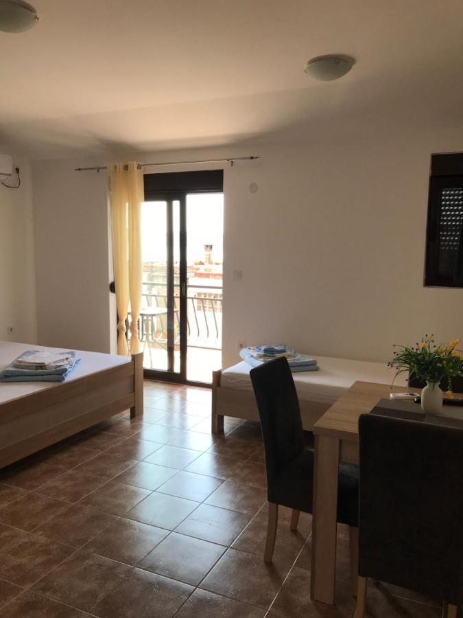 Appartement Julija 1 à Igalo Extérieur photo