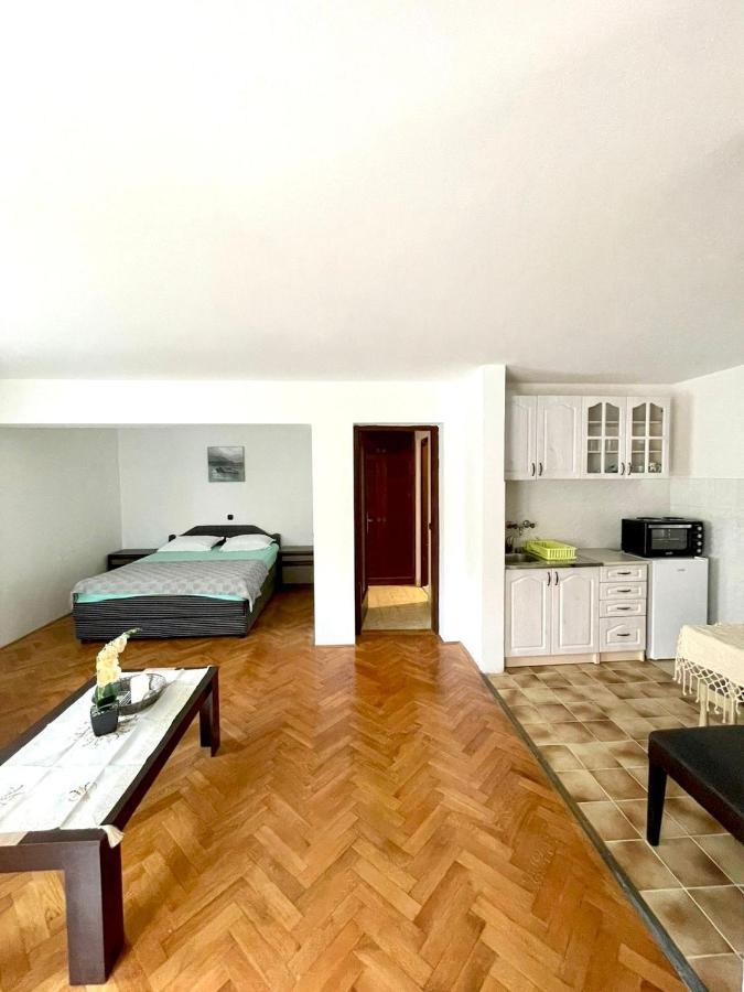 Appartement Julija 1 à Igalo Extérieur photo